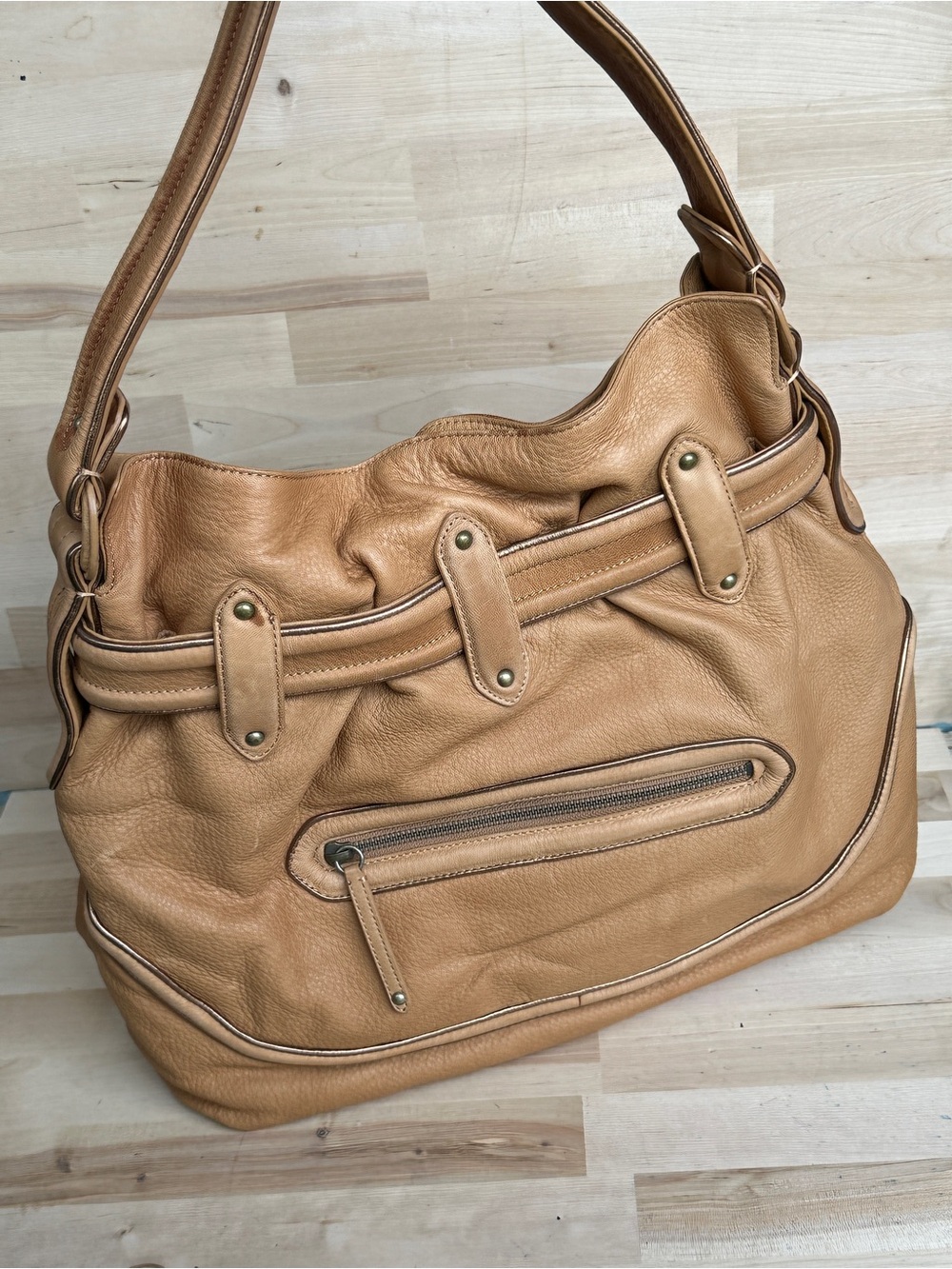 VTG Leather Hobo Shoulder Bag in Tan